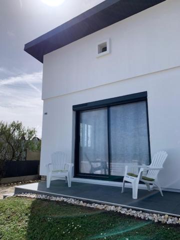 Villa De La Plage, Front De Mer, Juno Beach Bernieres-sur-Mer Bagian luar foto